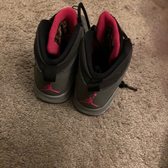 J’s - Picture 3 of 4